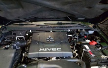 Установка ГБО на Mitsubishi Pajero, подкапотная часть. Комплект газобаллонного (газового) оборудования OMVL SAVER OBD